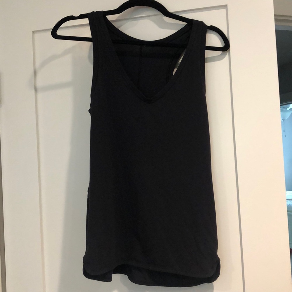 Lulu Lemon black tank